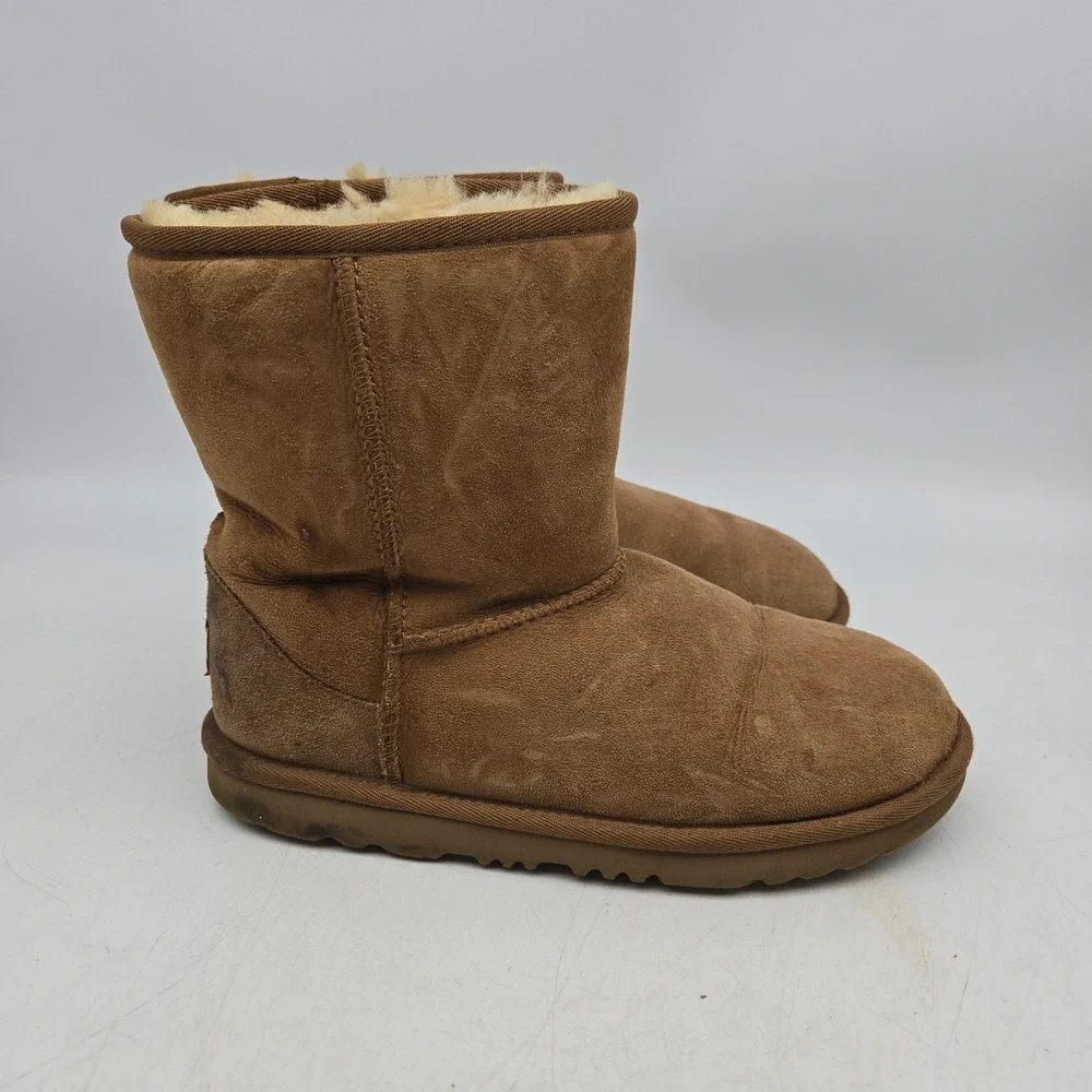 UGG Classic II Girl's Boot‎ Size 5 Chestnut Brown Womens 7 (1017703K)